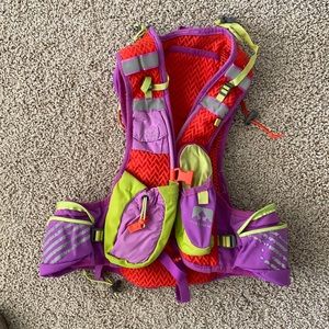 Women’s Nathan running vest.